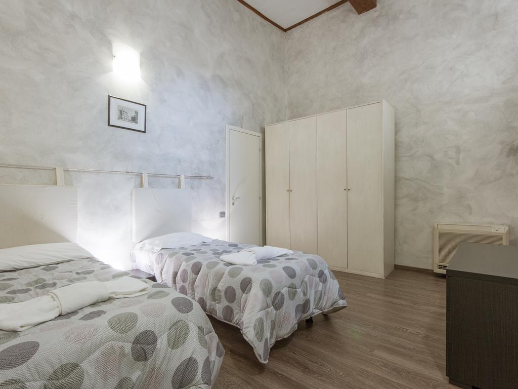 Piazza Pitti 2 Bedroom Florenz Exterior foto