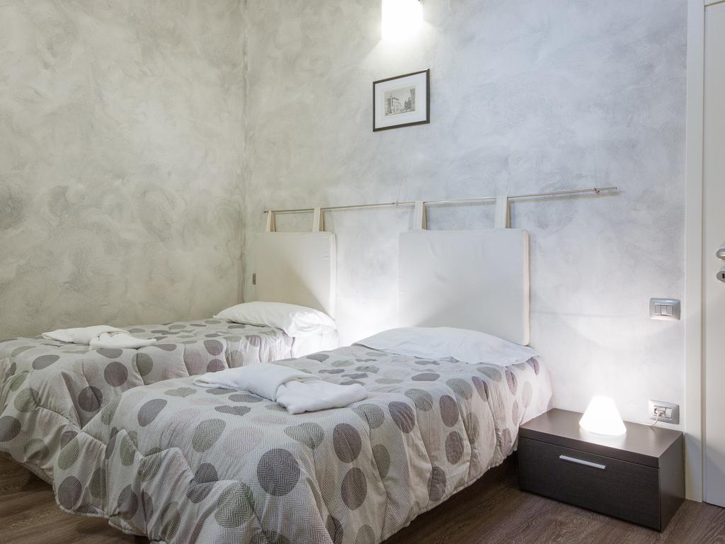 Piazza Pitti 2 Bedroom Florenz Exterior foto